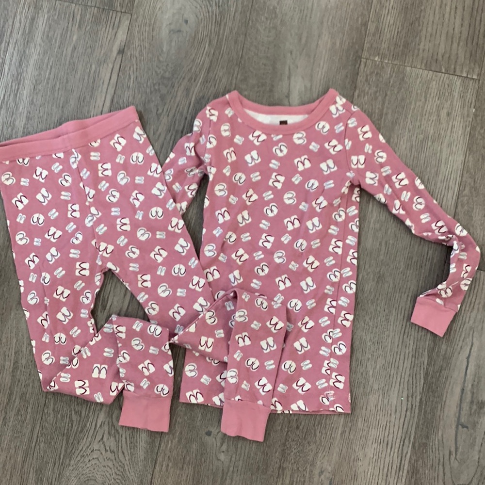 Tea Collection pajama set